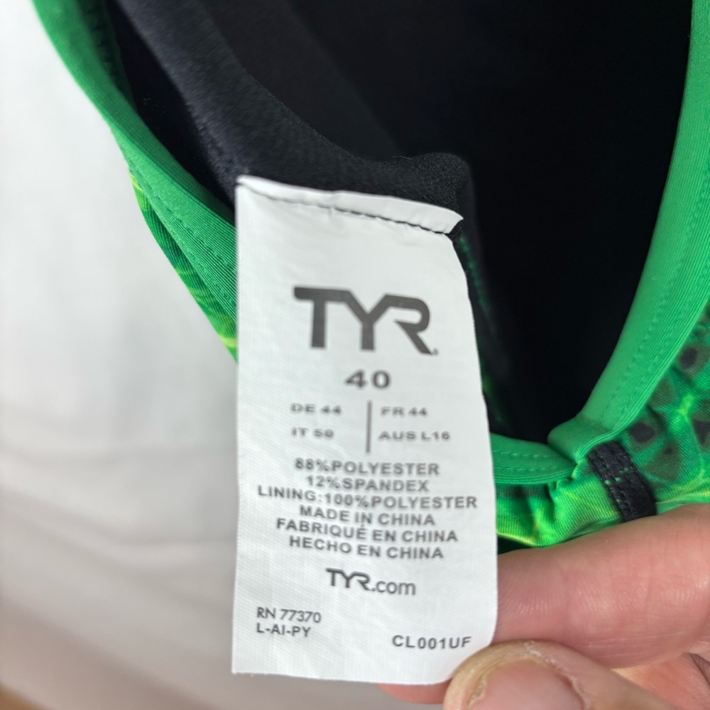 CLEARANCE TYR Green One Piece Racing Swimsuit Sz 40 - Picture 6 of 6